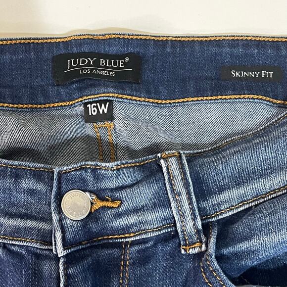 Judy Blue Women’s Skinny Jeans Size 16 Medium Wash Stretch Denim - Picture 2 of 7
